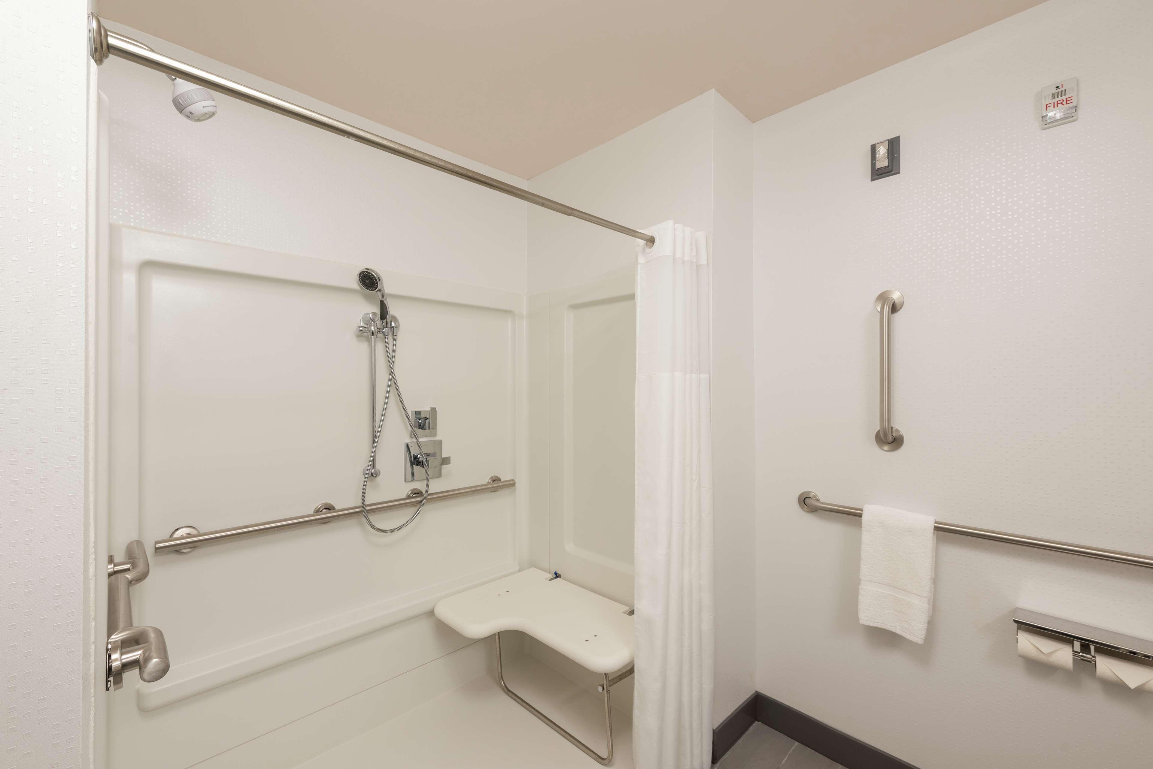Hampton Inn & Suites Xenia Dayton Eksteriør bilde